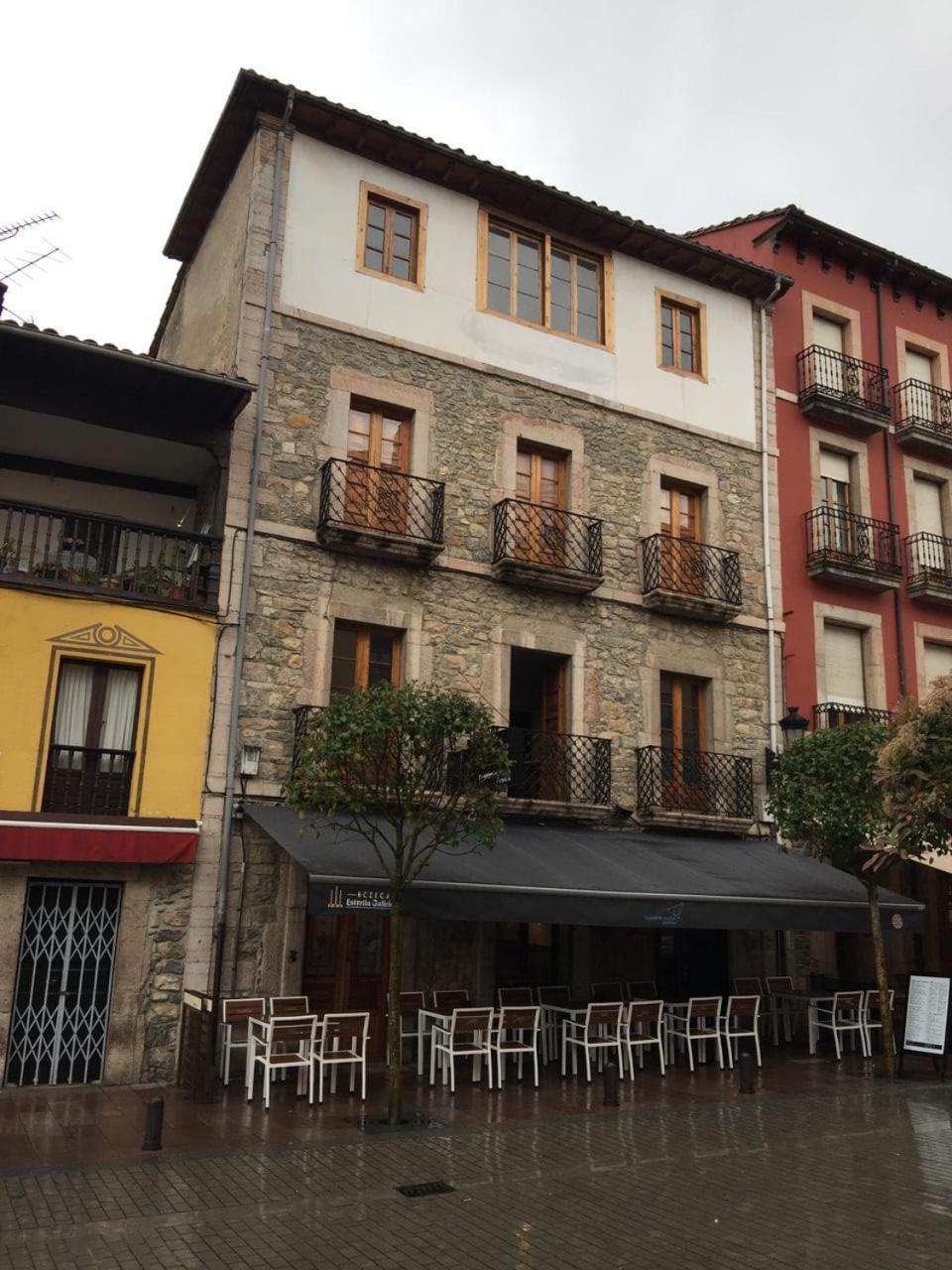 Pension San Pelayo 10 Cangas de Onis Bagian luar foto